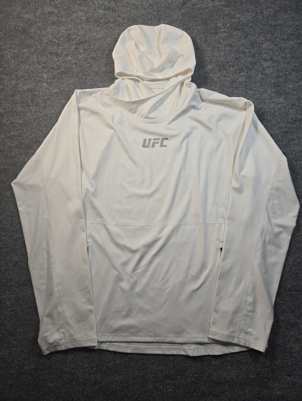 UFC Zappos Performance Activewear White Pullover Hoodie Men's XL